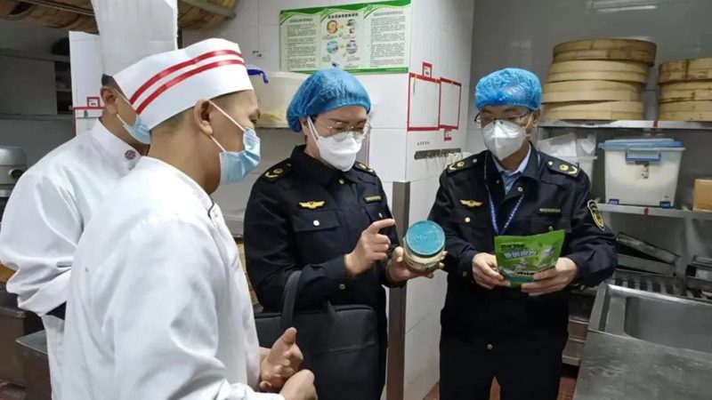 火锅底料批发，最小起订量背后的行业考量**