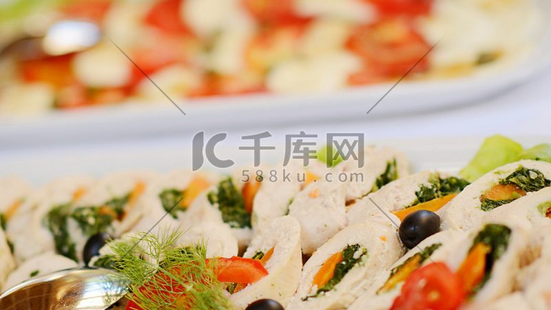 品牌建设是餐饮加盟品牌成功的重要因素。以下是一些建议：